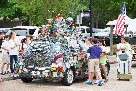 KIN_ART_CAR_PARADE_2015_075