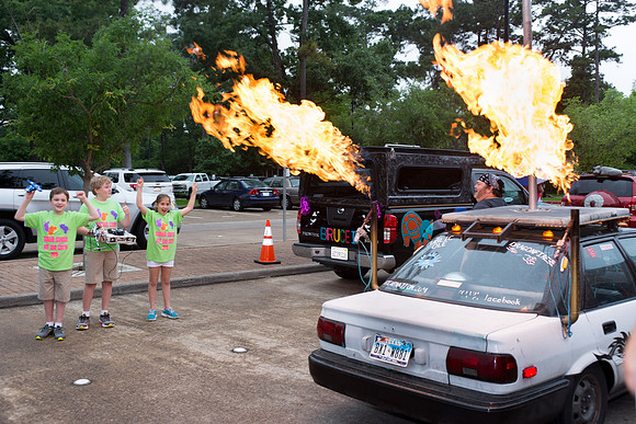 KIN_ART_CAR_PARADE_2015_101