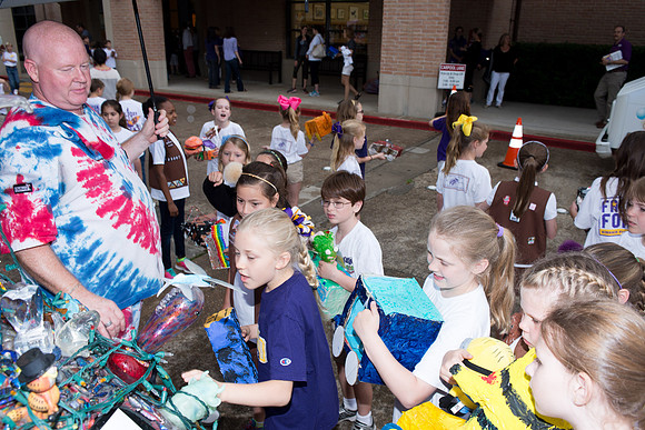 KIN_ART_CAR_PARADE_2015_057