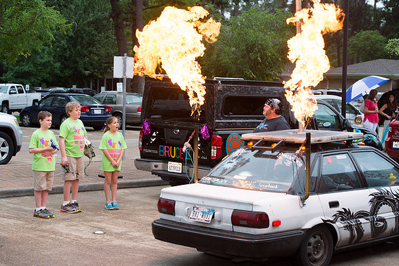 KIN_ART_CAR_PARADE_2015_078