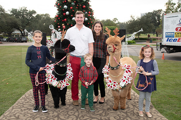 HCC_2022_SANTA_PARTY_ACTIVITIES_043