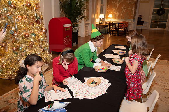HCC_2022_SANTA_PARTY_ACTIVITIES_210