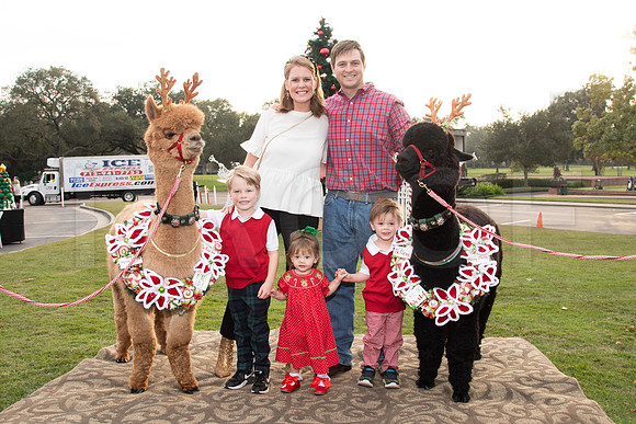 HCC_2022_SANTA_PARTY_ACTIVITIES_072