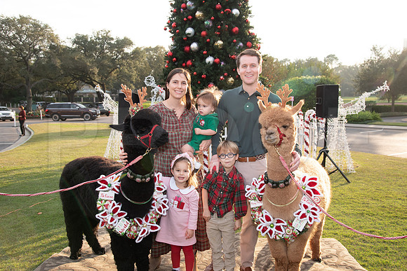 HCC_2022_SANTA_PARTY_ACTIVITIES_058