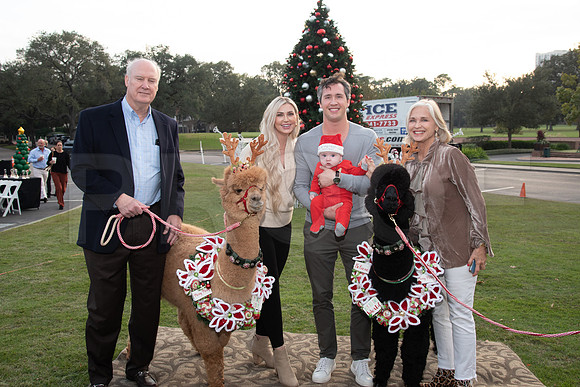 HCC_2022_SANTA_PARTY_ACTIVITIES_094