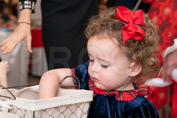 HCC_SANTA_PARTY_ACTIVITIES_010