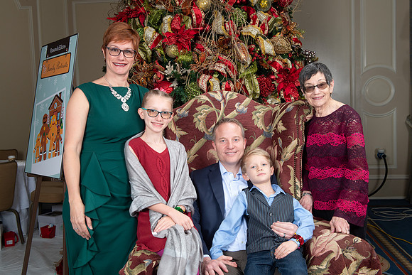 V&E_GINGERBREAD_PARTY_2019_769
