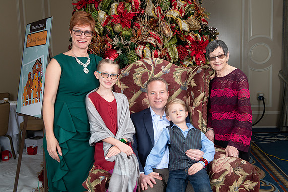 V&E_GINGERBREAD_PARTY_2019_770