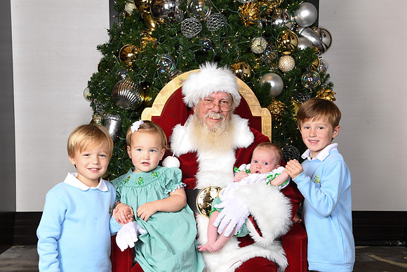 VE_2022_GINGERBREAD_PARTY_007