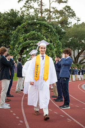 KINKAID_2023_GRADUATION_SAMPLE_COLLECTION_03